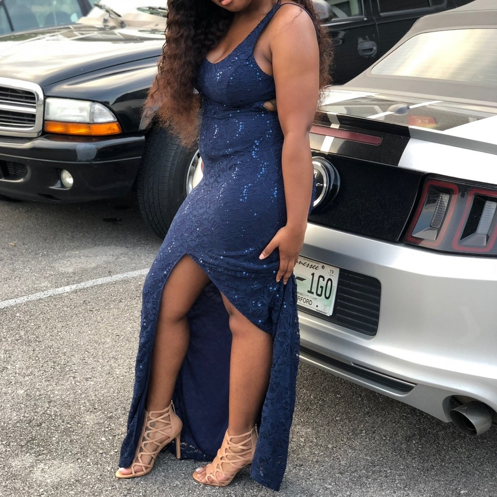 Blue dress